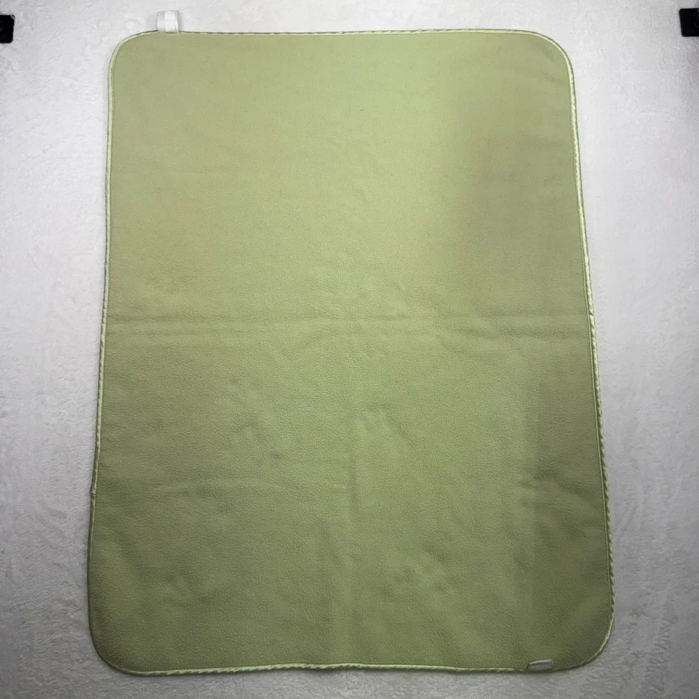 Carters Baby Blanket Sage Green Fleece Giraffe Duck Satin Trim 33108AF Nursery